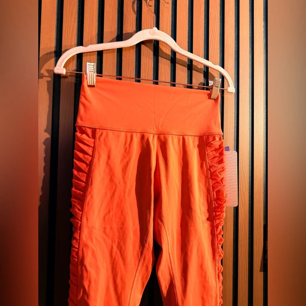 NWT Lululemon Sunshine Salutation Cropped Leggings‎ Side Ruched Mesh Detail Sz 6